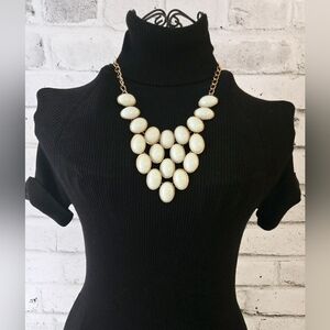 Aldo Gold Tone Mint Green Oval Bib Statement Necklace – Bold & Elegant